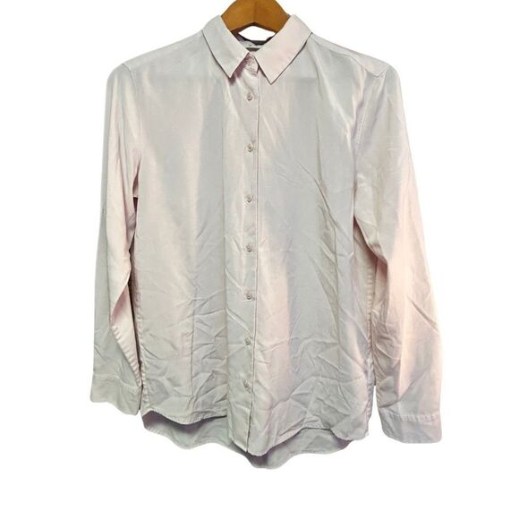 Uniqlo Button Down Blouse Size Small Light Blue - Picture 2 of 6
